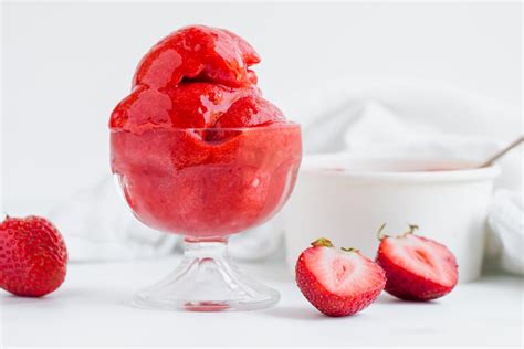 easy-strawberry-sorbet-recipe-ketofocus image