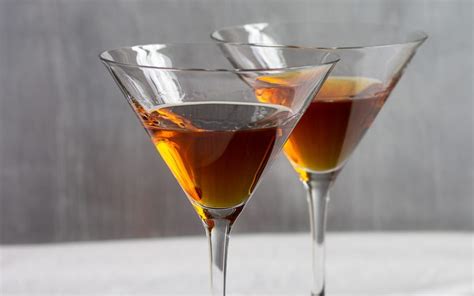 the-stinger-cocktail-drink-recipe-cary-grant-would image
