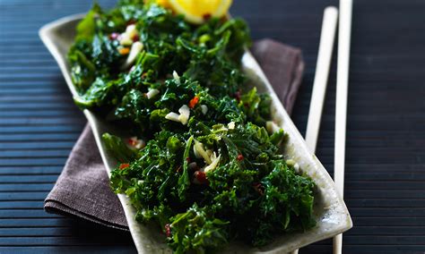 stir-fried-kale-with-chilli-ginger-and-garlic-diabetes-uk image
