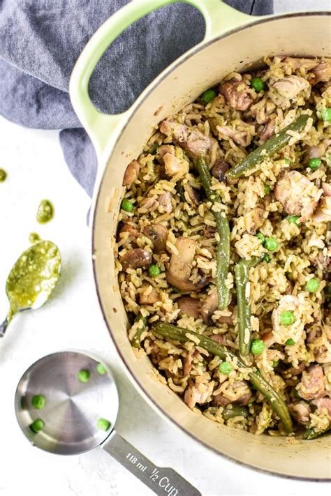 one-pot-pesto-chicken-and-rice-project-meal-plan image