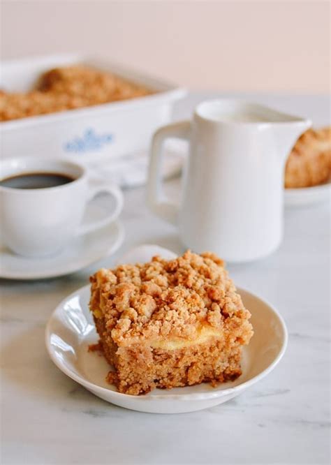 apple-cinnamon-coffee-cake-the-woks-of-life image