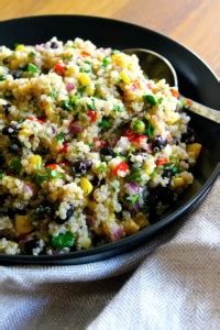 zesty-latin-quinoa-salad-video-enrilemoine image