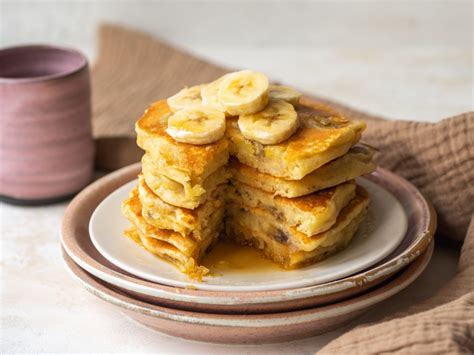 the-best-fluffy-banana-pancakes-mad-about-food image