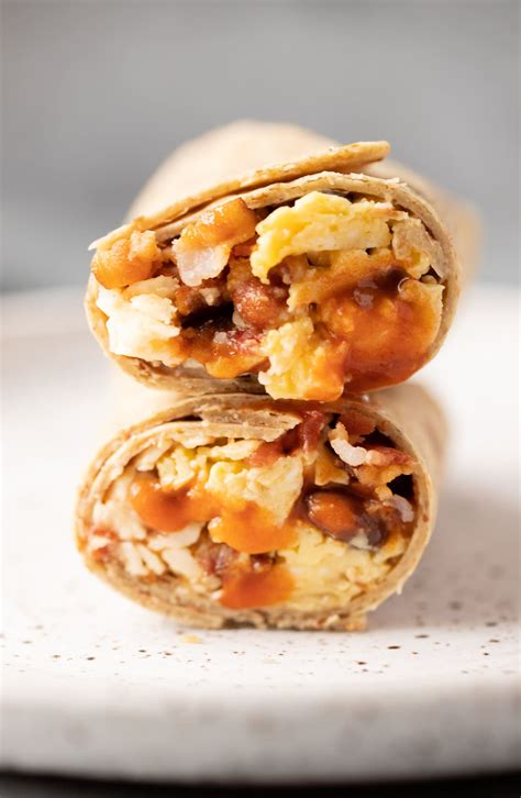 southwest-bacon-breakfast-burrito-the-clean-eating image