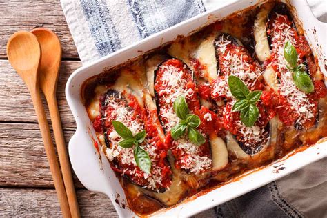 italian-baked-eggplant-in-tomato-parmesan image