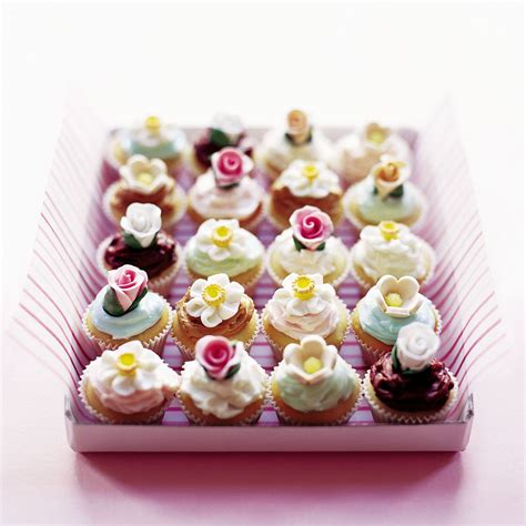 gorgeous-girly-fairy-cakes-dessert-recipes-woman image