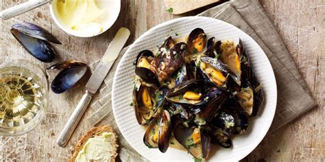 creamy-guinness-mussels-good-housekeeping image