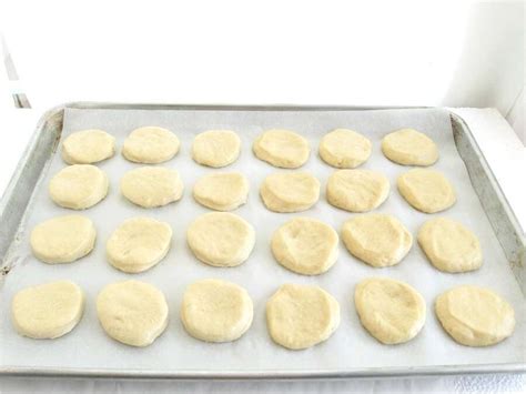 homemade-slider-buns-king-arthur-baking image