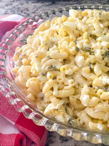 the-famous-macaroni-salad-aunt-maxs image