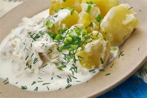 plokkfiskur-recipe-traditional-icelandic-fish-stew image