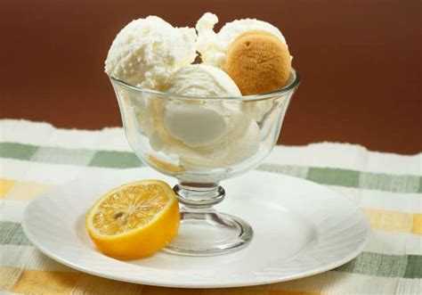 easy-lemon-gelato-recipe-lemon-ice-cream-chef-dennis image