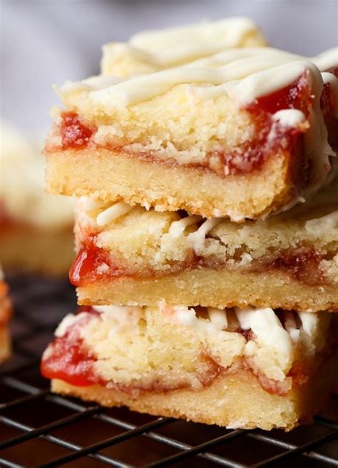 strawberry-shortbread-bars-cookies-and-cups image