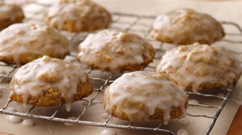 apricot-sour-cream-tea-cookies-recipe-pillsburycom image
