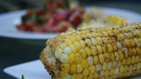 old-bay-seasoned-corn-on-the-cob-the-healthy-hostess image