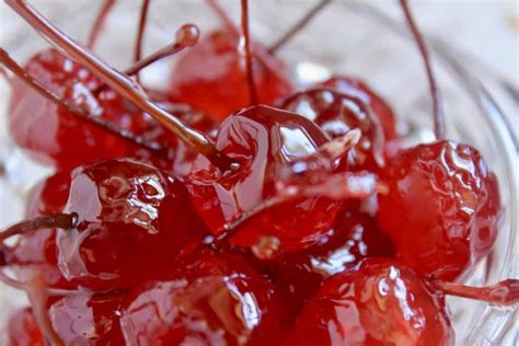 homemade-candied-cherries-glac-cherries image