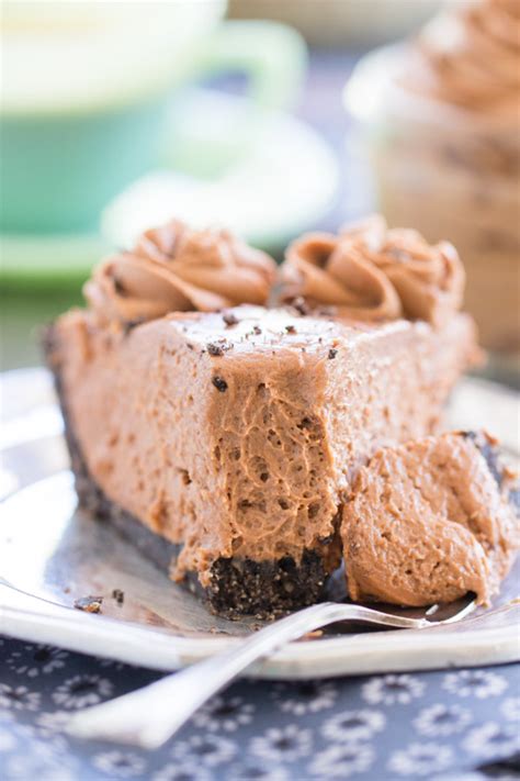 no-bake-nutella-cheesecake-recipe-the-gold-lining image