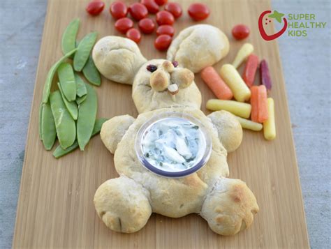 easter-veggie-tray-with-spinach-dip-super-healthy-kids image