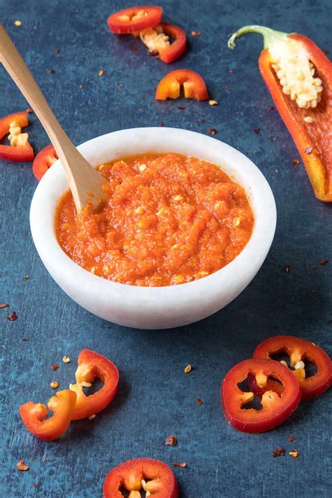 homemade-chili-garlic-sauce-chili-pepper-madness image