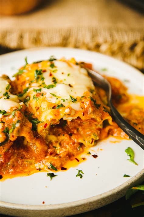 lasagna-roll-ups-with-spinach-garlic-herb-ricotta image