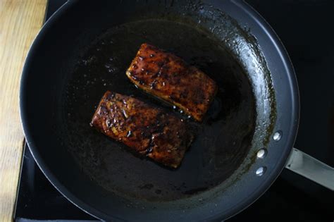 balsamic-glazed-salmon-meal-kit-delivery-goodfood image