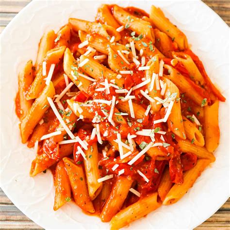 penne-pomodoro-this-is-not-diet-food image
