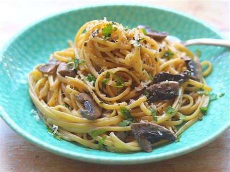 pasta-al-gorgonzola-end-of-the-fork image