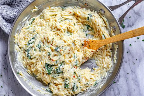 spinach-orzo-pasta-with-garlic-parmesan-cream image