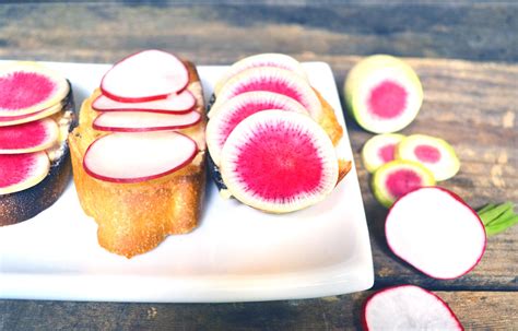 recipe-open-faced-butter-and-radish-sandwiches image