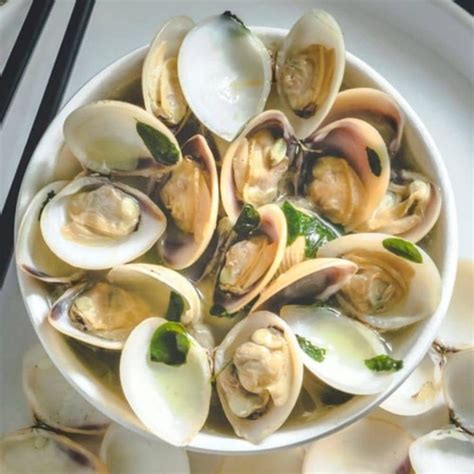24-of-the-best-clam-recipes-top image