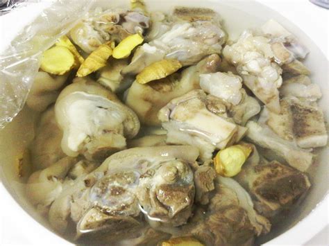pickled-pigs-feet-jenny-can-cook image
