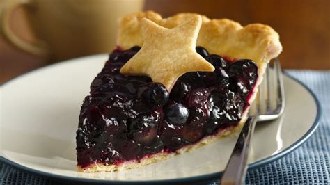 fresh-blueberry-pie-recipe-pillsburycom image