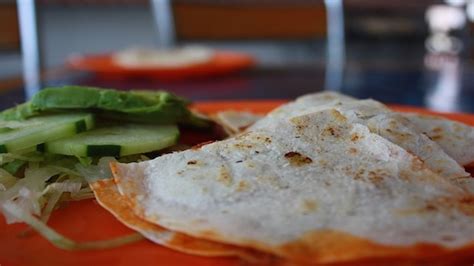 the-easiest-quesadilla-recipe-that-the-kids-will-love image
