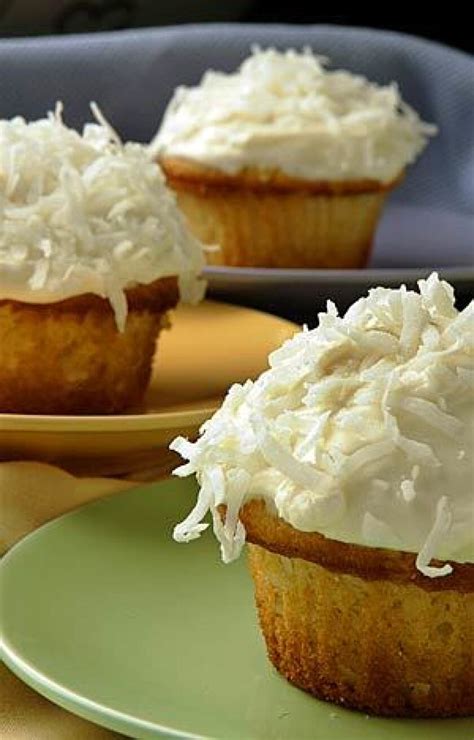 recipe-auntie-ems-coconut-cupcakes-los-angeles image