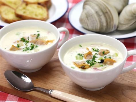 copycat-red-lobsters-clam-chowder image