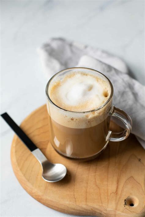 everyday-vanilla-latte-recipe-jar-of-lemons image