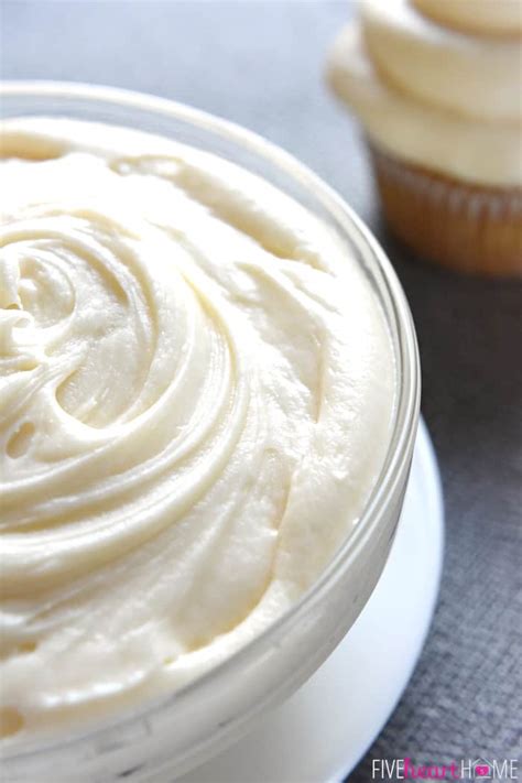 perfect-cream-cheese-frosting-the-search-is-over image