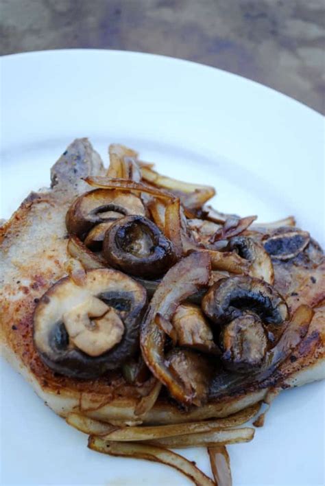 pork-chops-with-onions-and-mushrooms-eat-well image