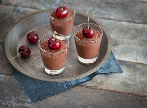 eggless-chocolate-mousse-pretty-simple-sweet image