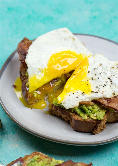 classic-avocado-toast-it-starts-with-good-food image