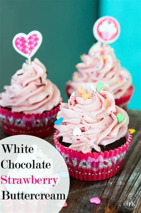 white-chocolate-strawberry-buttercream-the-bewitchin image