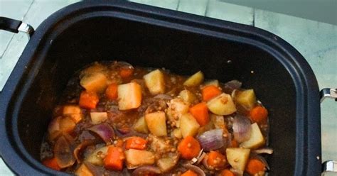 slow-cooker-vegan-irish-stew-52-diet-recipe-tinned-tomatoes image