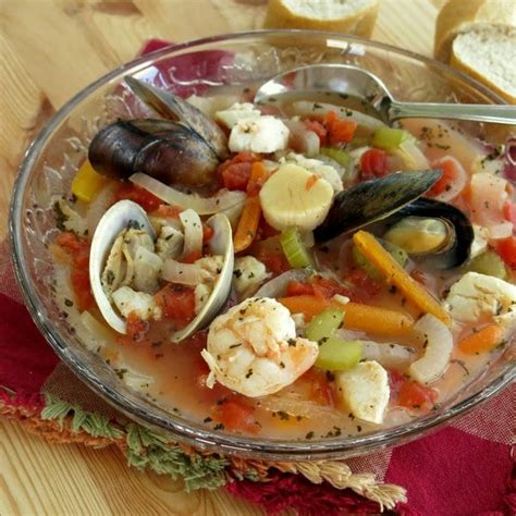 italian-seafood-soup-cioppino-recipe-the-dinner-mom image