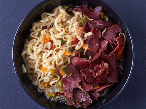 jerky-ramen-easy-backpacking-meals-trail image