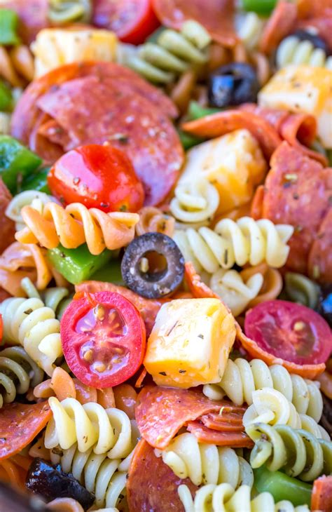 easy-pasta-salad-recipe-i-heart-eating image