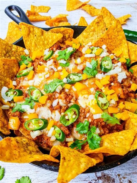 easy-beef-nachos-best-homemade-nacho image