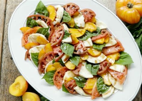 10-peach-salad-recipes-to-brighten-up-your-summer image