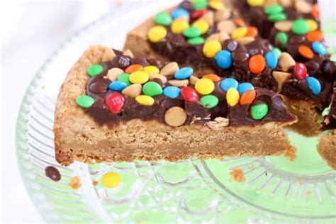 chocolate-peanut-butter-cookie-pizza-recipe-food-fanatic image