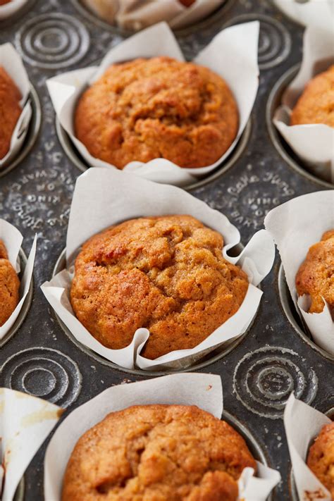 incredibly-moist-applesauce-muffins-bigger image