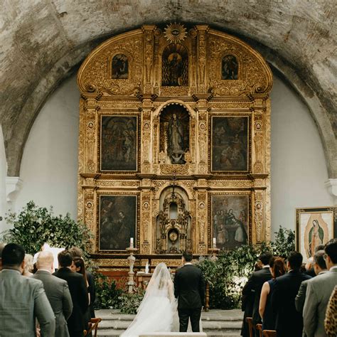 16-mexican-wedding-traditions-brides image