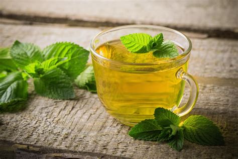 peppermint-tea-health-benefits-how-much-to-drink-and image